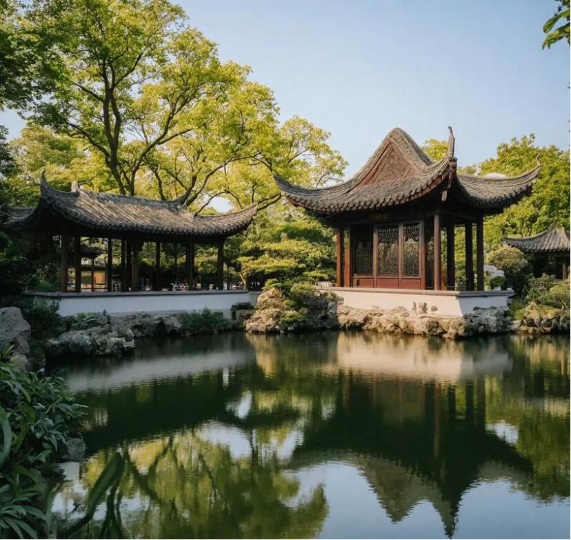 重庆雪青餐饮有限公司